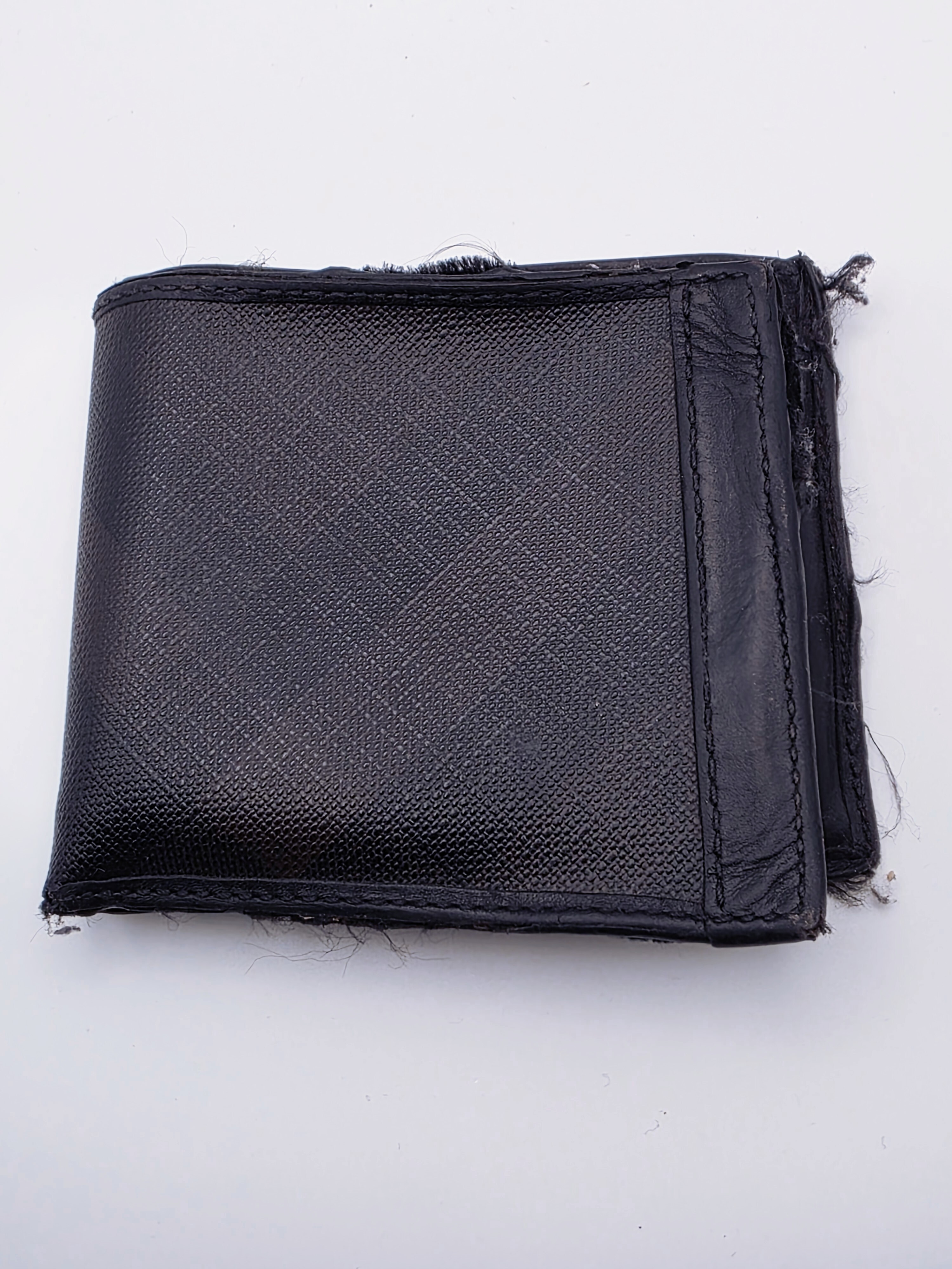 Burberry Black Men's Leather Bifold Card & Key Holder